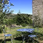 Le Jas De Peguier Bed & Breakfast 4*