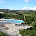 Bed & Breakfast Le Jas De Peguier 4*