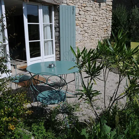 Couette-café Le Jas De Péguier 4*