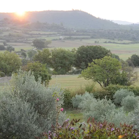 Le Jas De Péguier Couette-café