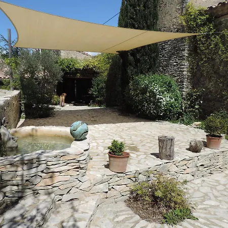 Bed and Breakfast Le Jas De Peguier 3*