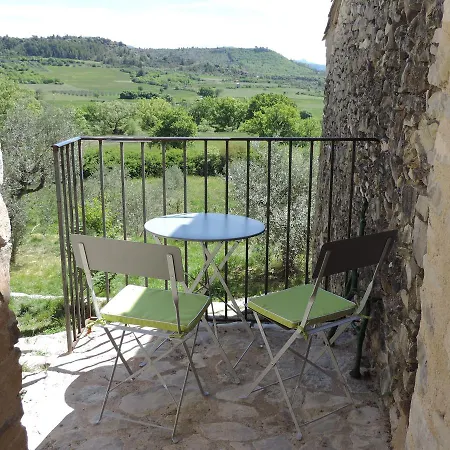 Le Jas De Péguier Couette-café 4*