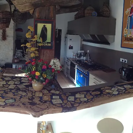 فندق مبيت وإفطار Le Jas De Peguier Châteauneuf-Val-Saint-Donat