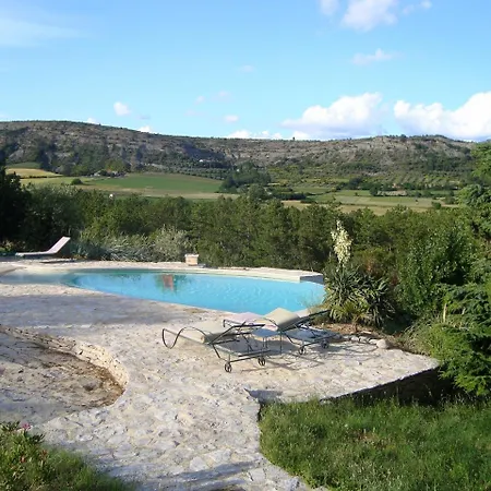 Bed and Breakfast Le Jas De Peguier 3*