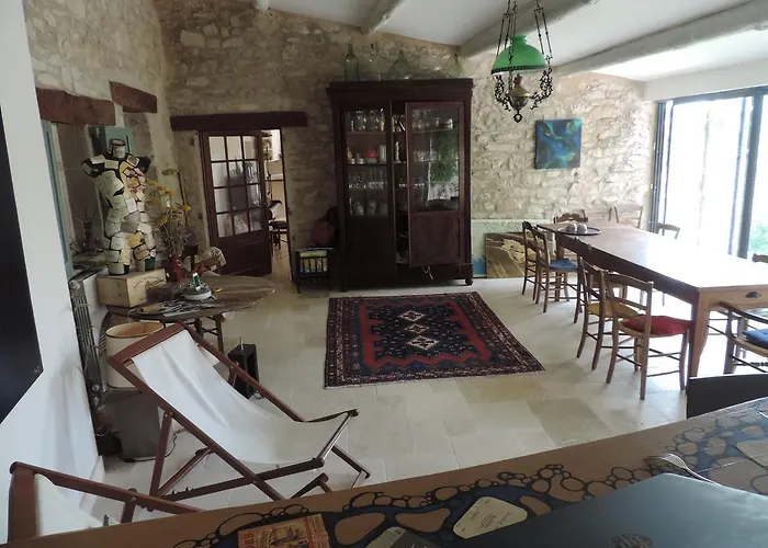 Le Jas De Péguier Couette-café