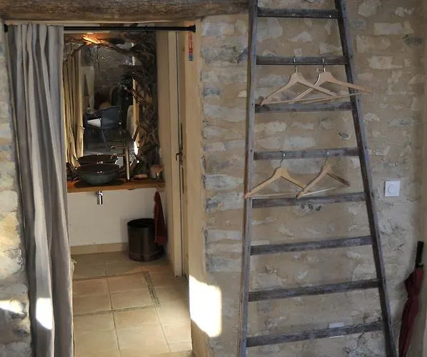 Le Jas De Peguier Nocleg ze śniadaniem Châteauneuf-Val-Saint-Donat